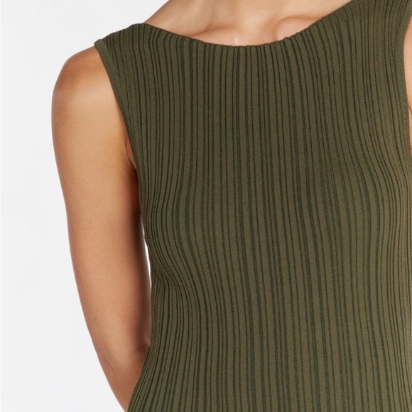 Dissh Viral dress boatneck maxi Olive - Picture 3 of 5